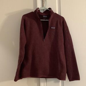 MAROON PATAGONIA WOMEN’S BETTER SWEATER.